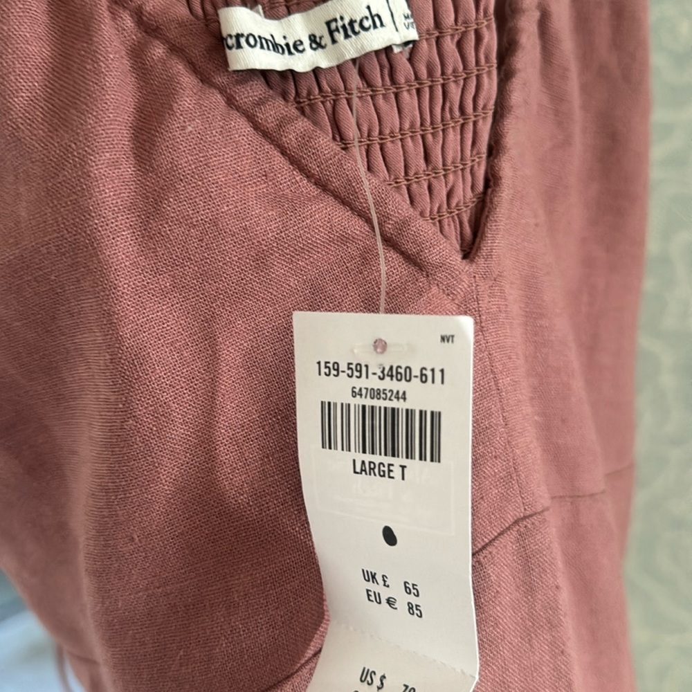 Pink, linen Abercrombie & Fitch full-length romper. L tall. Never worn. NWT.